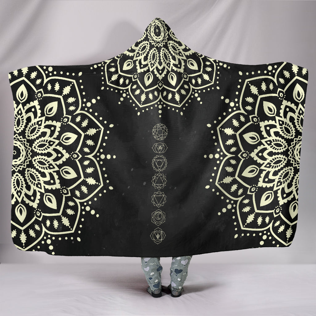 MANDALA- Chakra Mandala Cosy Hoodie Blanket