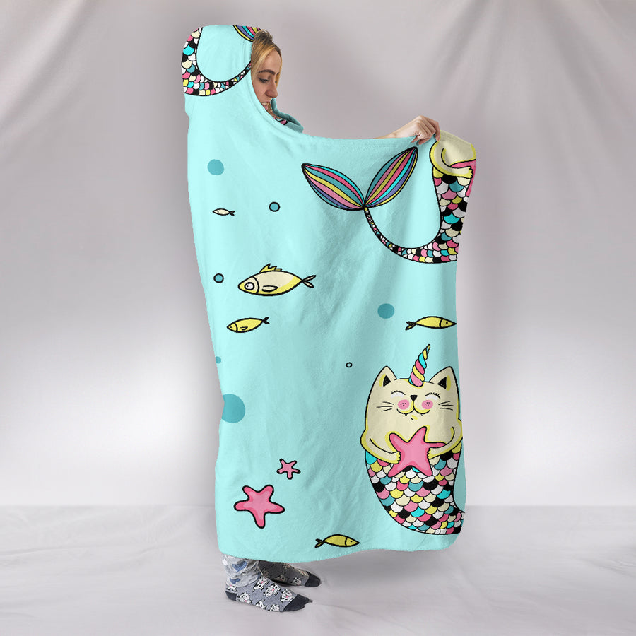 Mercaticorn Hooded Blanket
